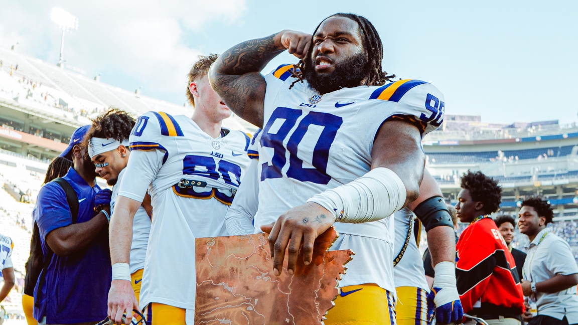 LSU DT Jacobian Guillory