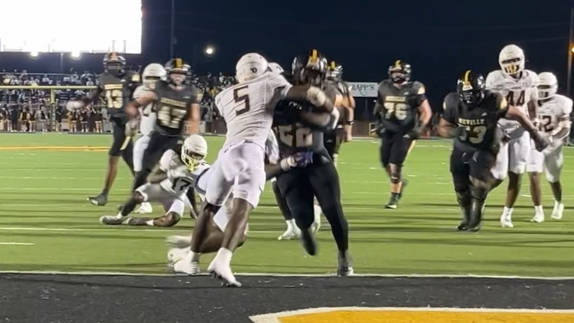 Neville RB Jarvis Blackston