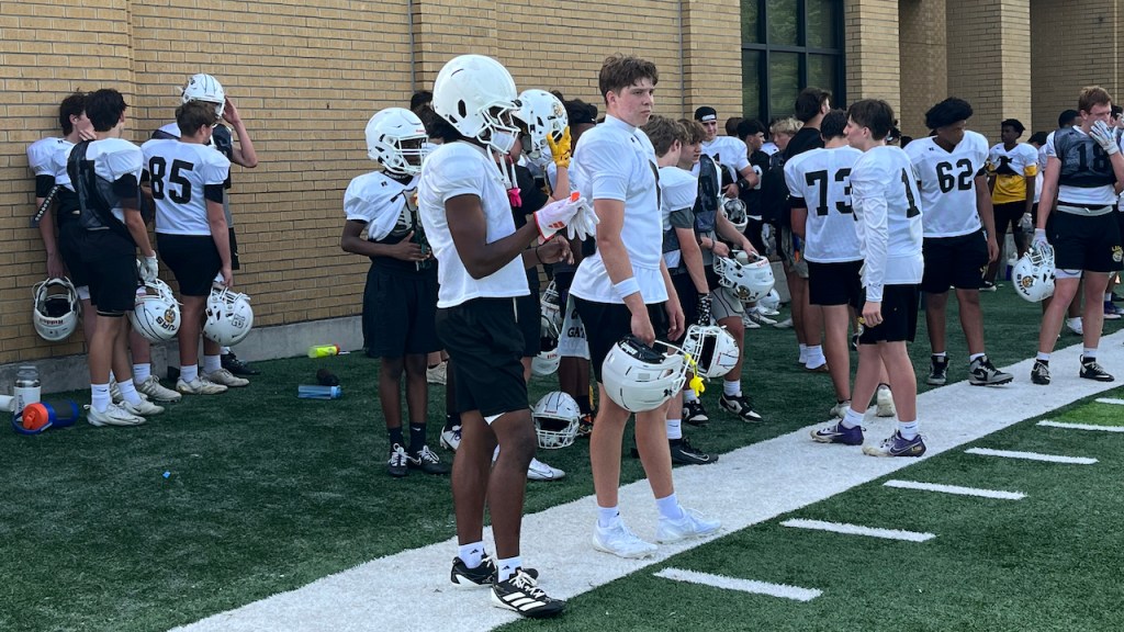University Lab football, Kevin Smith Jr., Knox Kiffin, LSU